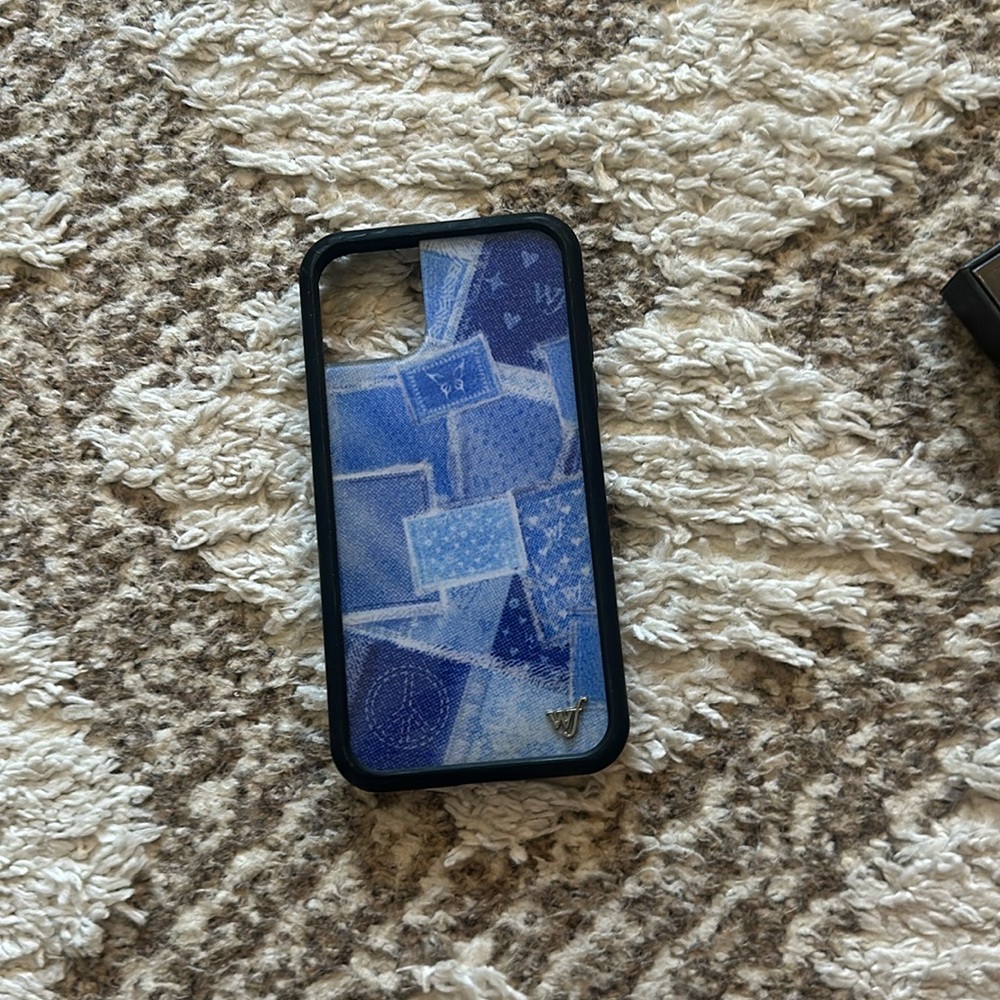 iphone 11 Blue patchwork wildflower case